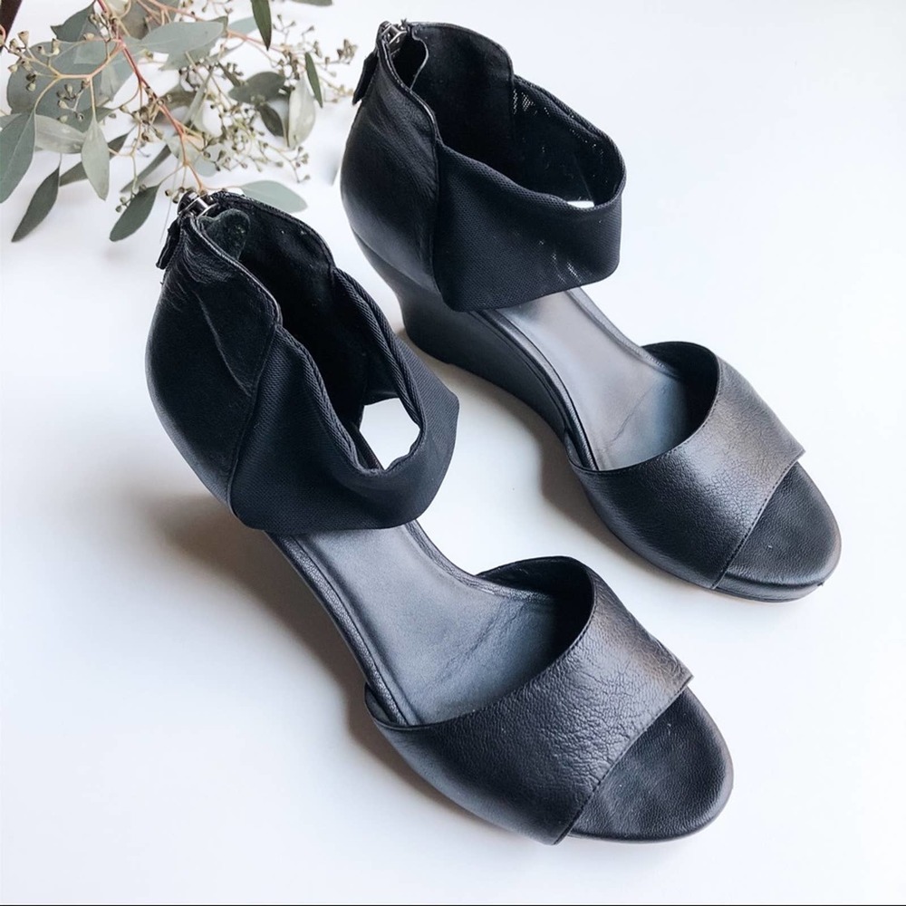 EILEEN FISHER Corona Black Wedge Ankle Sandal 9.5